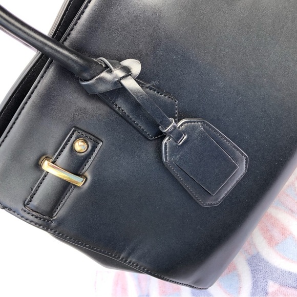 Express Black Satchel Classic Details - Picture 1 of 8